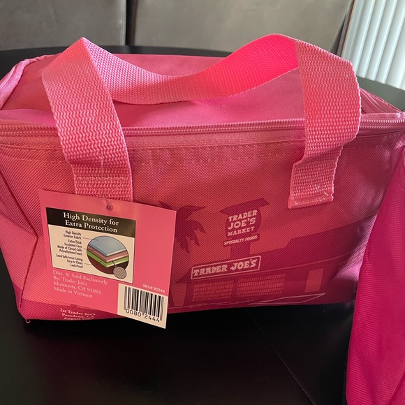 NWT Trader Joes insulated cooler lunch bag totes  light pink - Picture 1 of 4